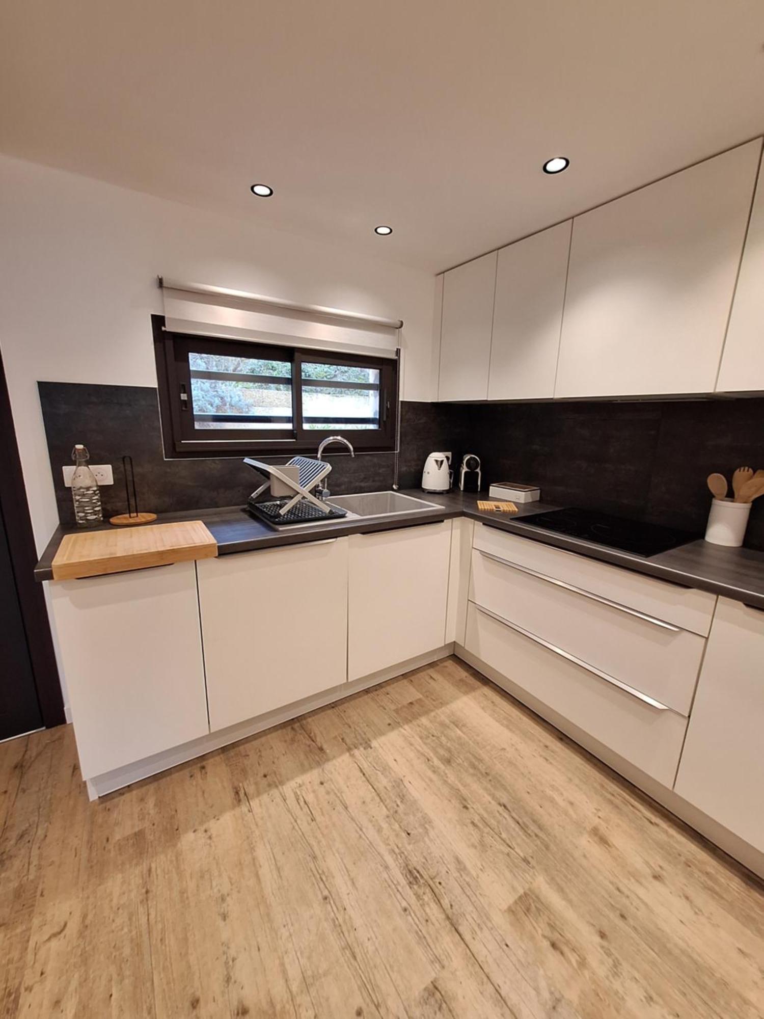 Appartement Superbe T3 Vue Sur Parking Prive Classe 3 Etoiles